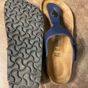 Women Birkenstock’s size 37